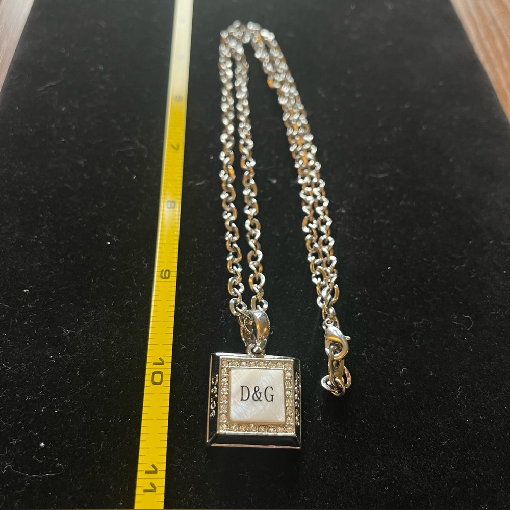 D&G necklace
